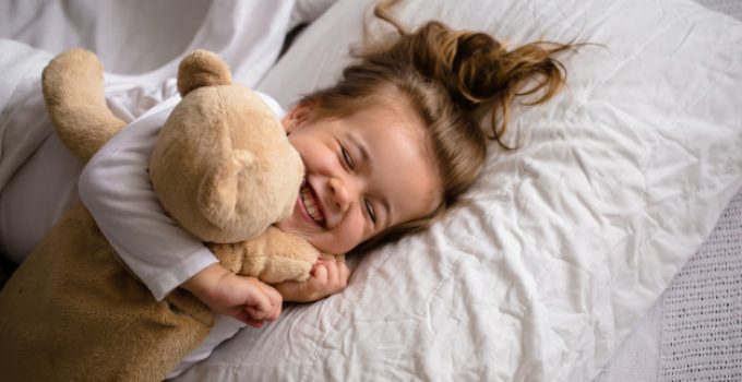Pourquoi les Peluches sont si importantes pour les tout-petits ?